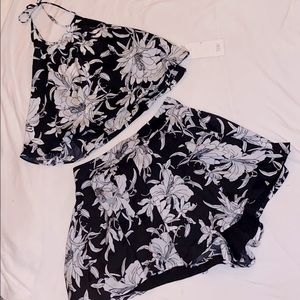 TOBI FLORAL SET